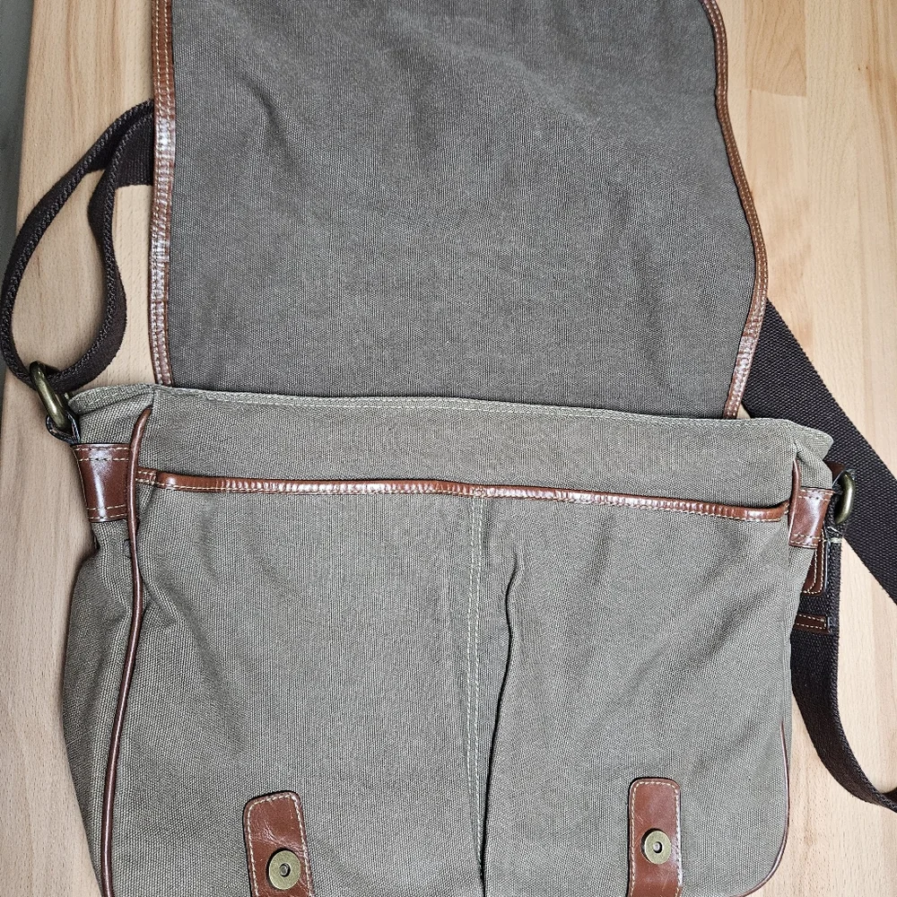 Fossil 54 Canvas Messenger Bag Adjustable Strap Brown